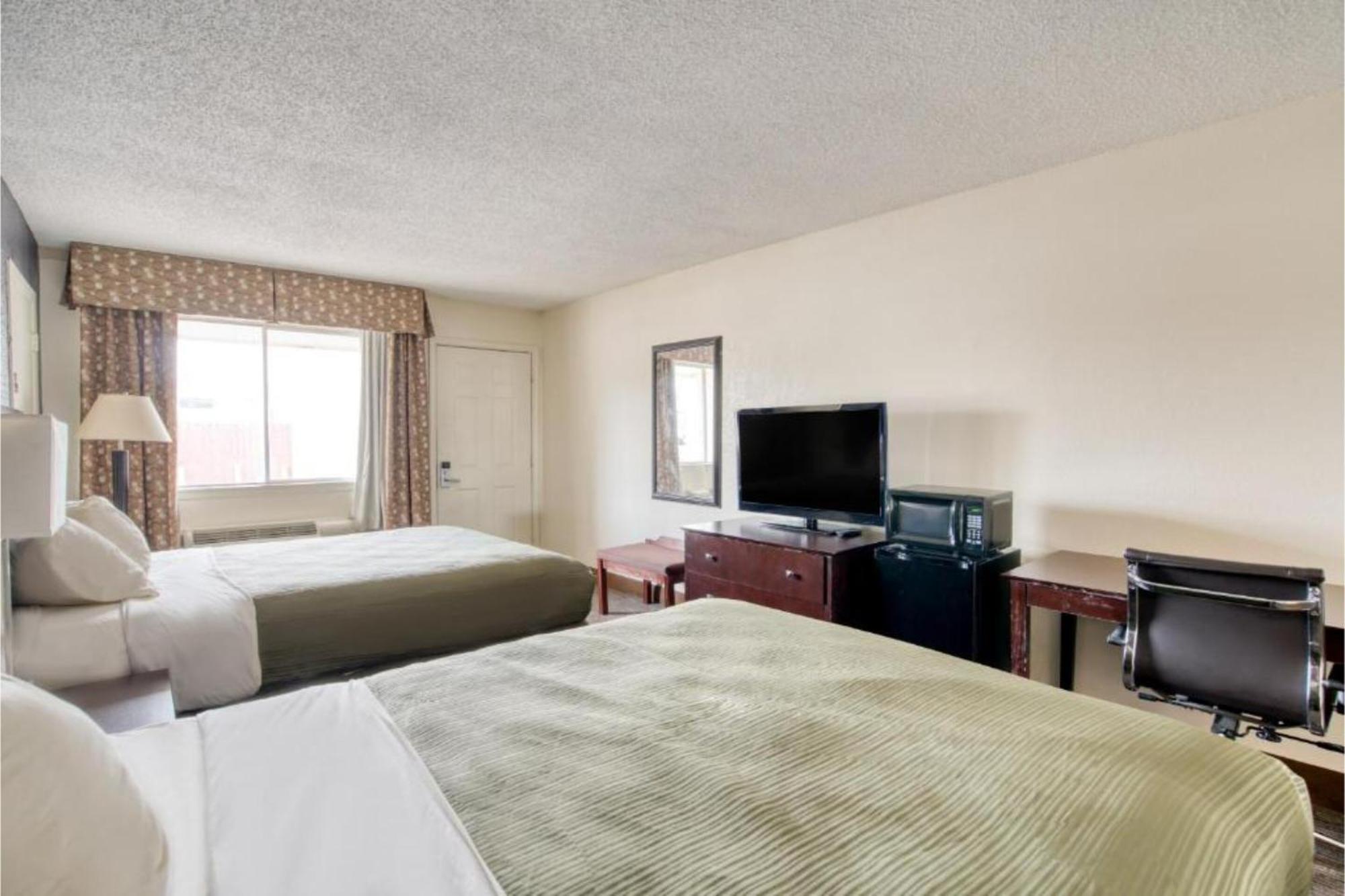 Oyo Hotel Alexandria La- Hwy 165 Ngoại thất bức ảnh